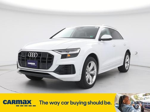 2019 Audi Q8 Premium Plus