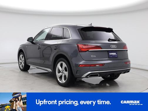 Gray 2022 Audi Q5 S-Line Prestige