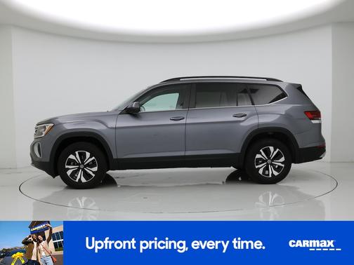Gray 2024 Volkswagen Atlas SE