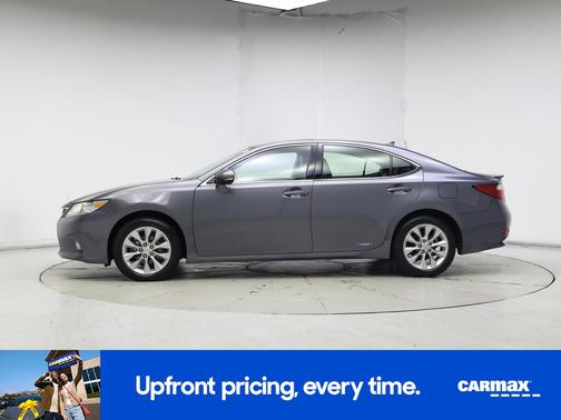 2014 Lexus ES 300h 