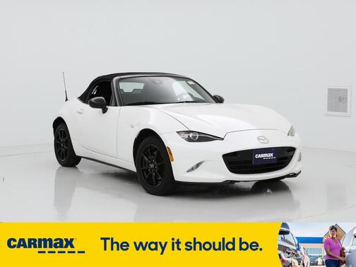 2020 Mazda MX-5 Miata Sport