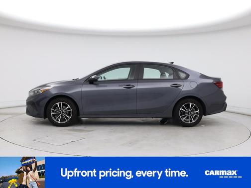 Gray 2024 Kia Forte LXS