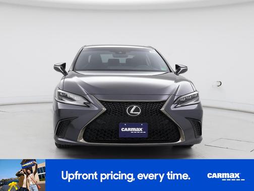 2023 Lexus ES 300h F-SPORT Handling