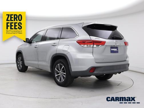 Silver 2017 Toyota Highlander XLE