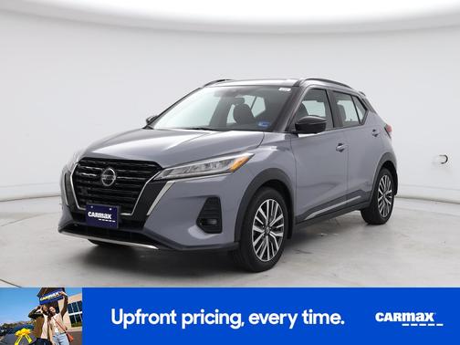 Gray 2021 Nissan Kicks SR