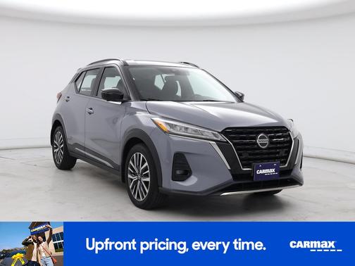 Gray 2021 Nissan Kicks SR