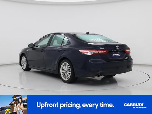 2019 Toyota Camry Hybrid XLE