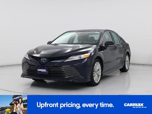 2019 Toyota Camry Hybrid XLE