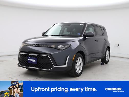 Gray 2025 Kia Soul LX