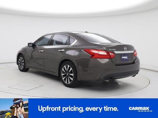 2016 Nissan Altima SV