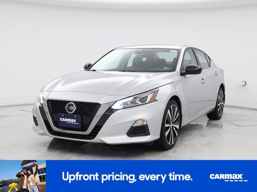 2022 Nissan Altima SR