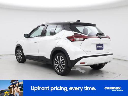 2022 Nissan Kicks SV