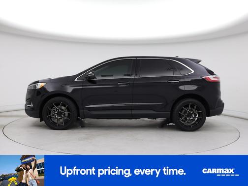 Black 2022 Ford Edge Titanium
