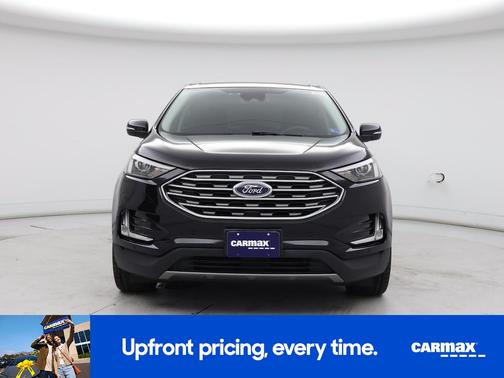 Black 2022 Ford Edge Titanium