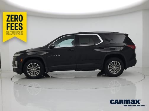 Black 2023 Chevrolet Traverse LT Cloth