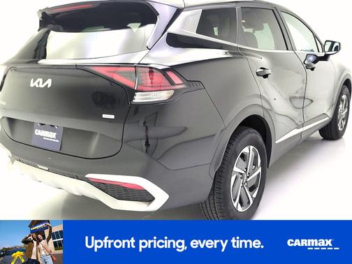 Black 2023 Kia Sportage Hybrid LX