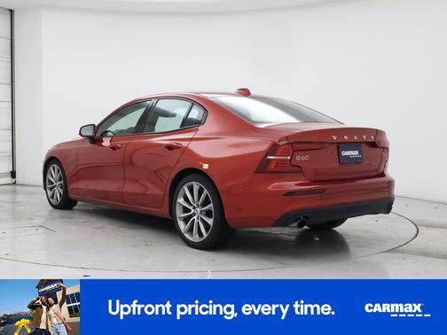 2019 Volvo S60 T6 Momentum