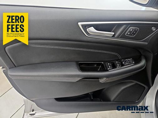 Silver 2019 Ford Edge Titanium