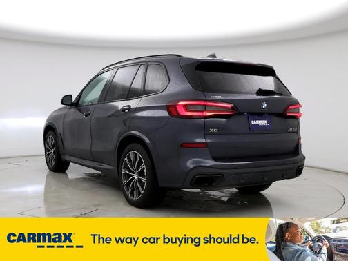 2021 BMW X5 M50i
