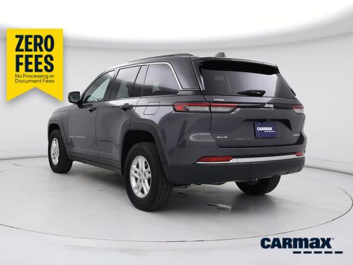 Gray 2024 Jeep Grand Cherokee Laredo