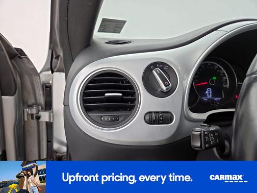 2016 Volkswagen Beetle SE