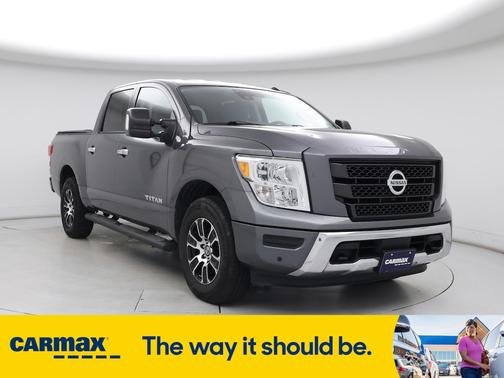 2021 Nissan Titan SV