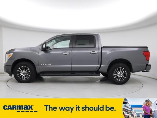 2021 Nissan Titan SV