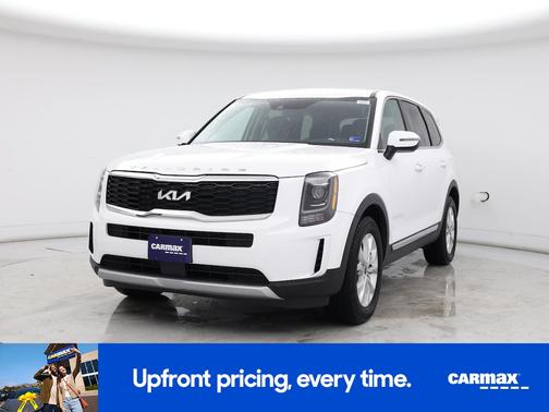 White 2022 Kia Telluride LX