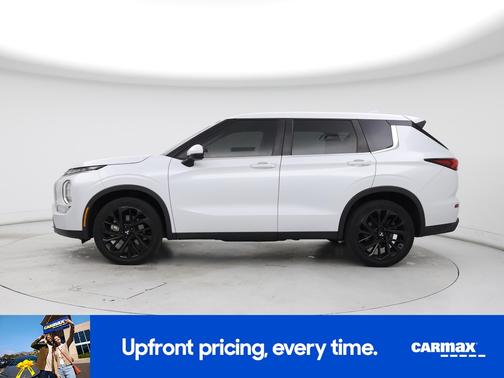 2022 Mitsubishi Outlander ES