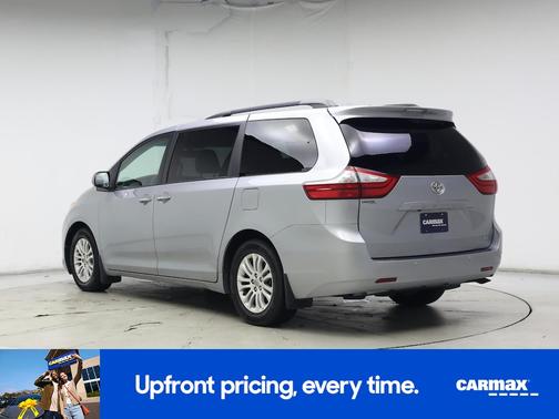 2016 Toyota Sienna XLE
