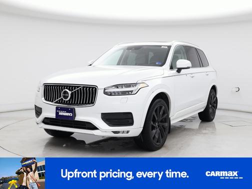 2021 Volvo XC90 T6 Momentum