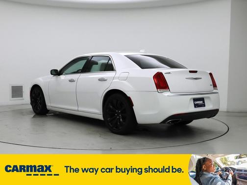 2018 Chrysler 300 Limited