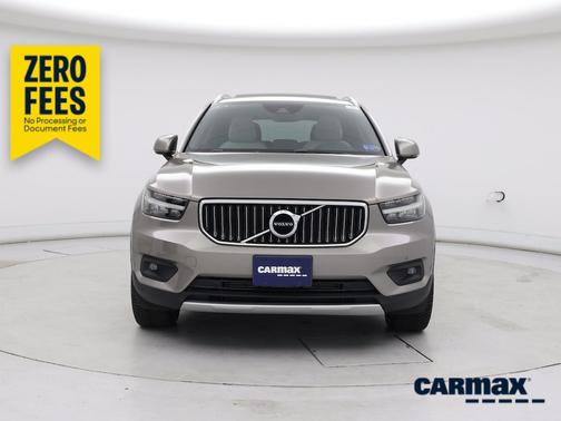 Gold 2020 Volvo XC40 T5 Inscription
