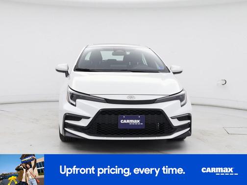 White 2024 Toyota Corolla SE