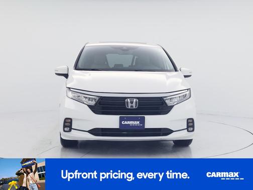 White 2023 Honda Odyssey Touring