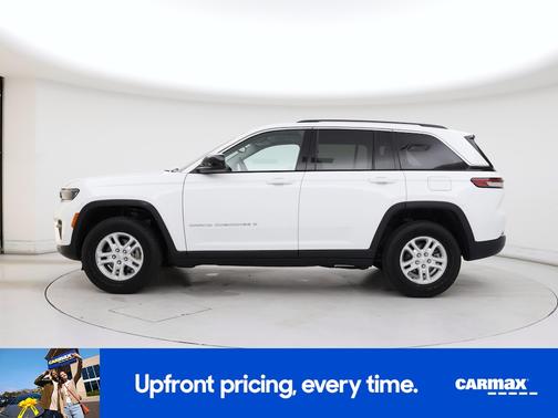 White 2023 Jeep Grand Cherokee Laredo