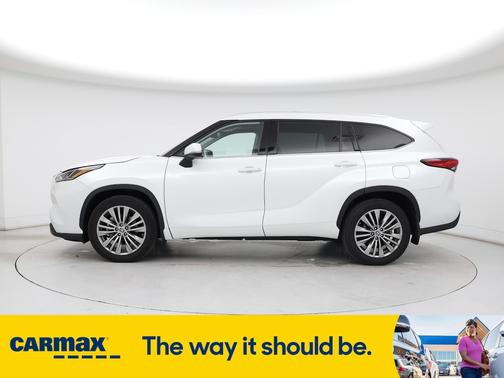 2022 Toyota Highlander Platinum