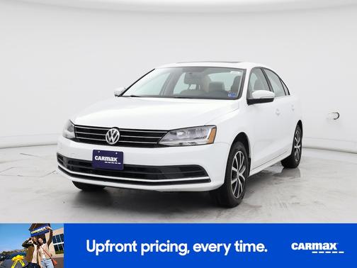 White 2017 Volkswagen Jetta SE
