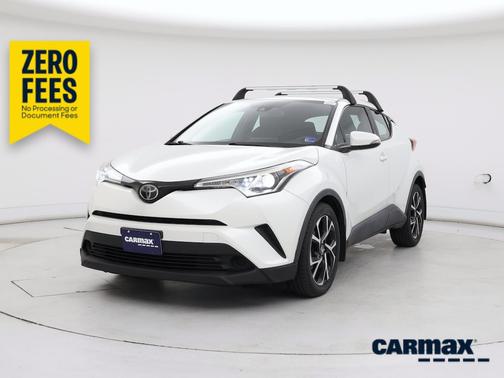 White 2018 Toyota C-HR XLE