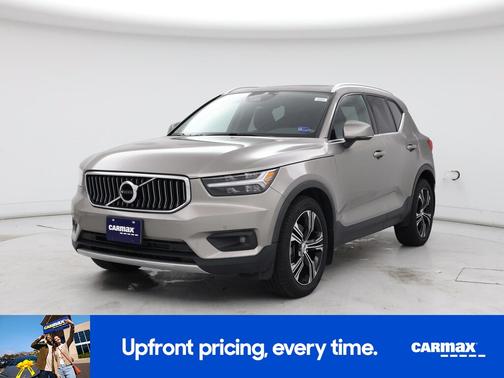 Gray 2020 Volvo XC40 T5 Inscription