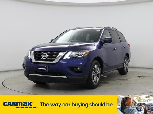 2019 Nissan Pathfinder SV