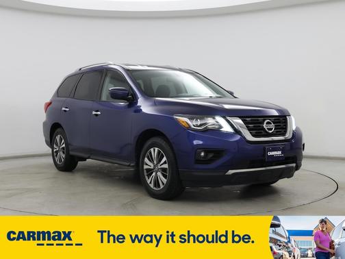 2019 Nissan Pathfinder SV