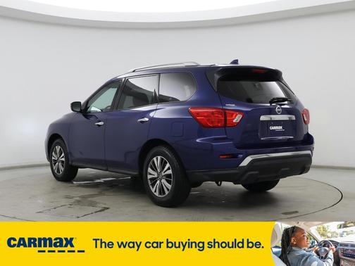 2019 Nissan Pathfinder SV