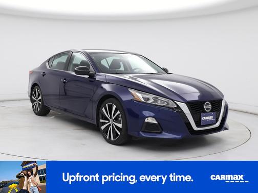 2022 Nissan Altima SR