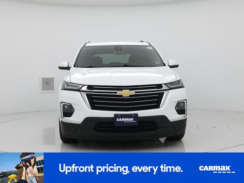 White 2023 Chevrolet Traverse LT Cloth