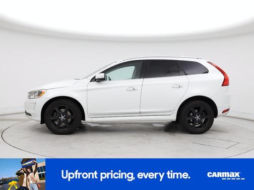 White 2015 Volvo XC60 T6