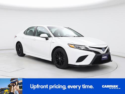 2020 Toyota Camry Hybrid SE