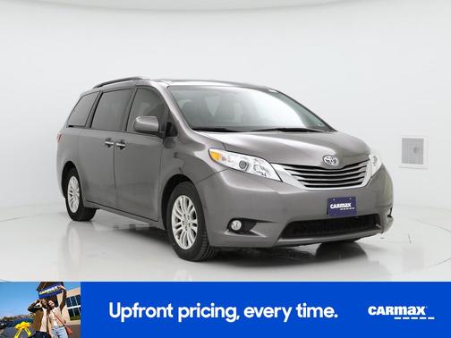 2017 Toyota Sienna XLE