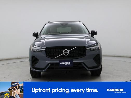 2024 Volvo XC60 Recharge Plug-In Hybrid T8 Plus Dark Theme