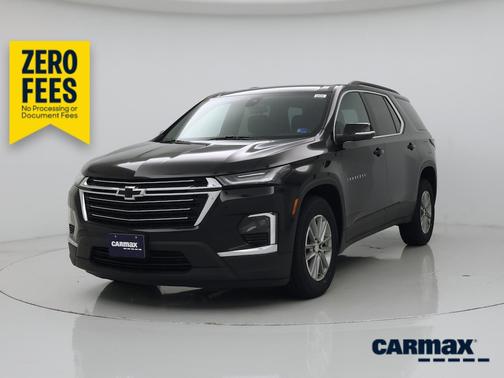 Black 2023 Chevrolet Traverse LT Cloth